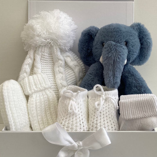 ELI - Cute elephant and bobble hat gift box