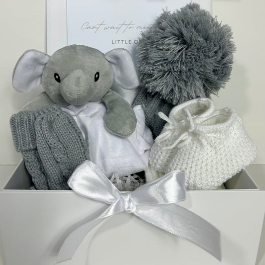 STORMY - Elephant comforter and essentials gift box