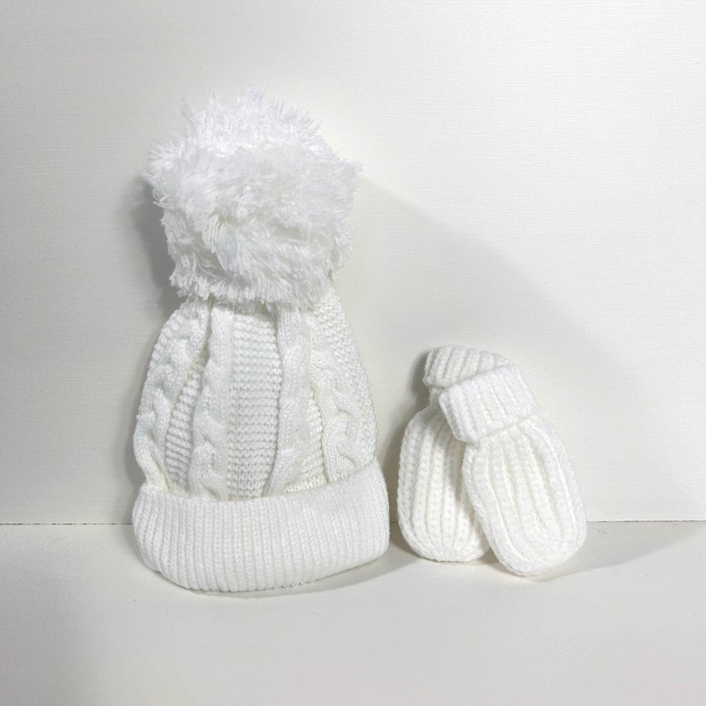 BENJI – Blue Bear Baby Gift Box with Cozy Hat & Booties | Baby Boy Hamper
