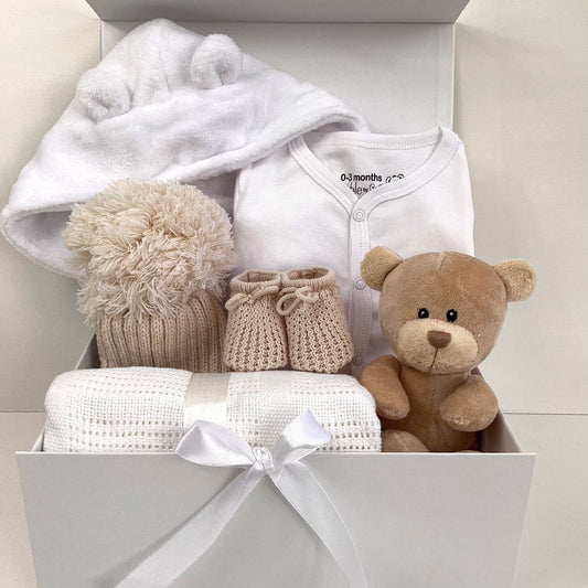 SPENCER- Cuddly bear and cosy gift box