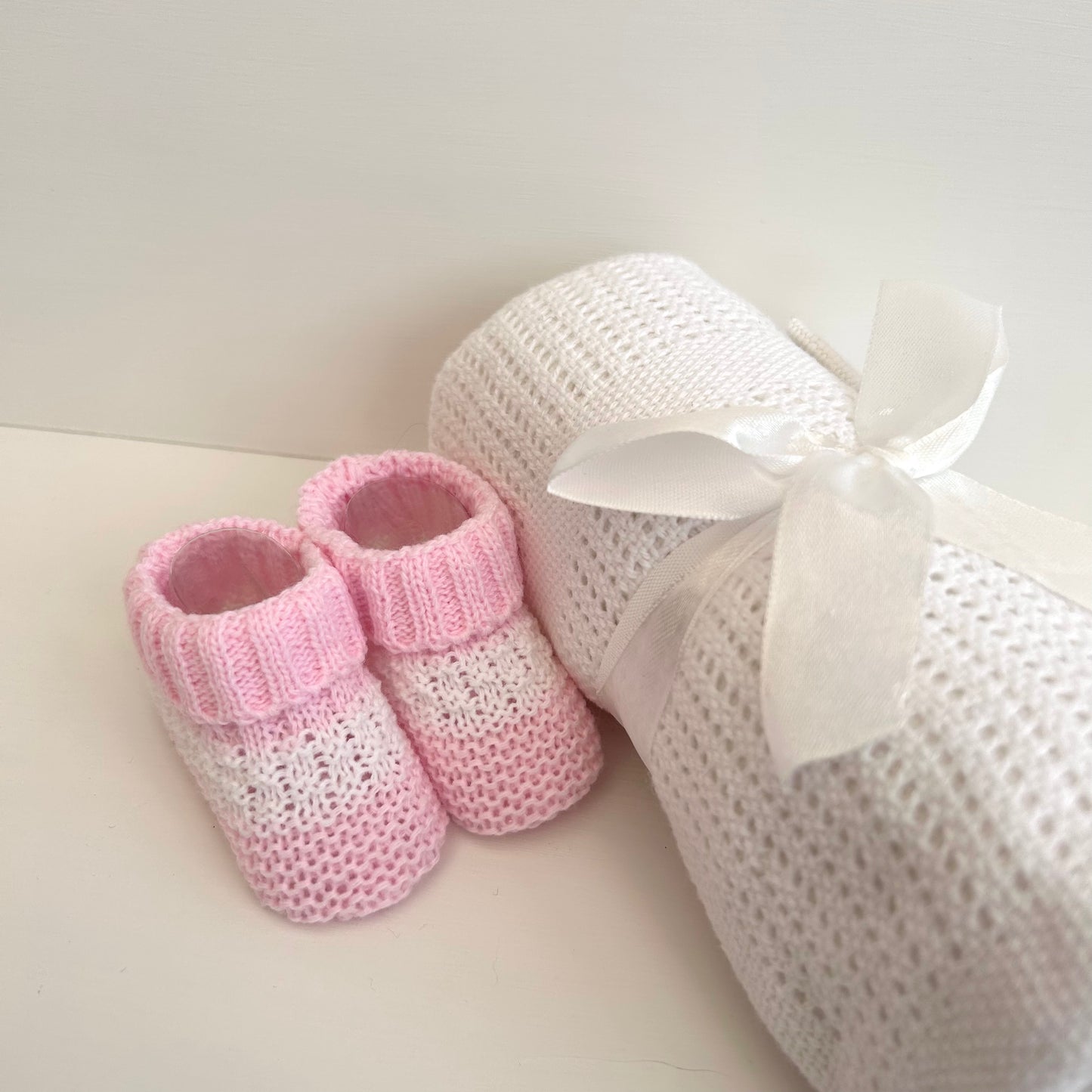 NYLA- Pink dressing gown and elephant comforter gift box