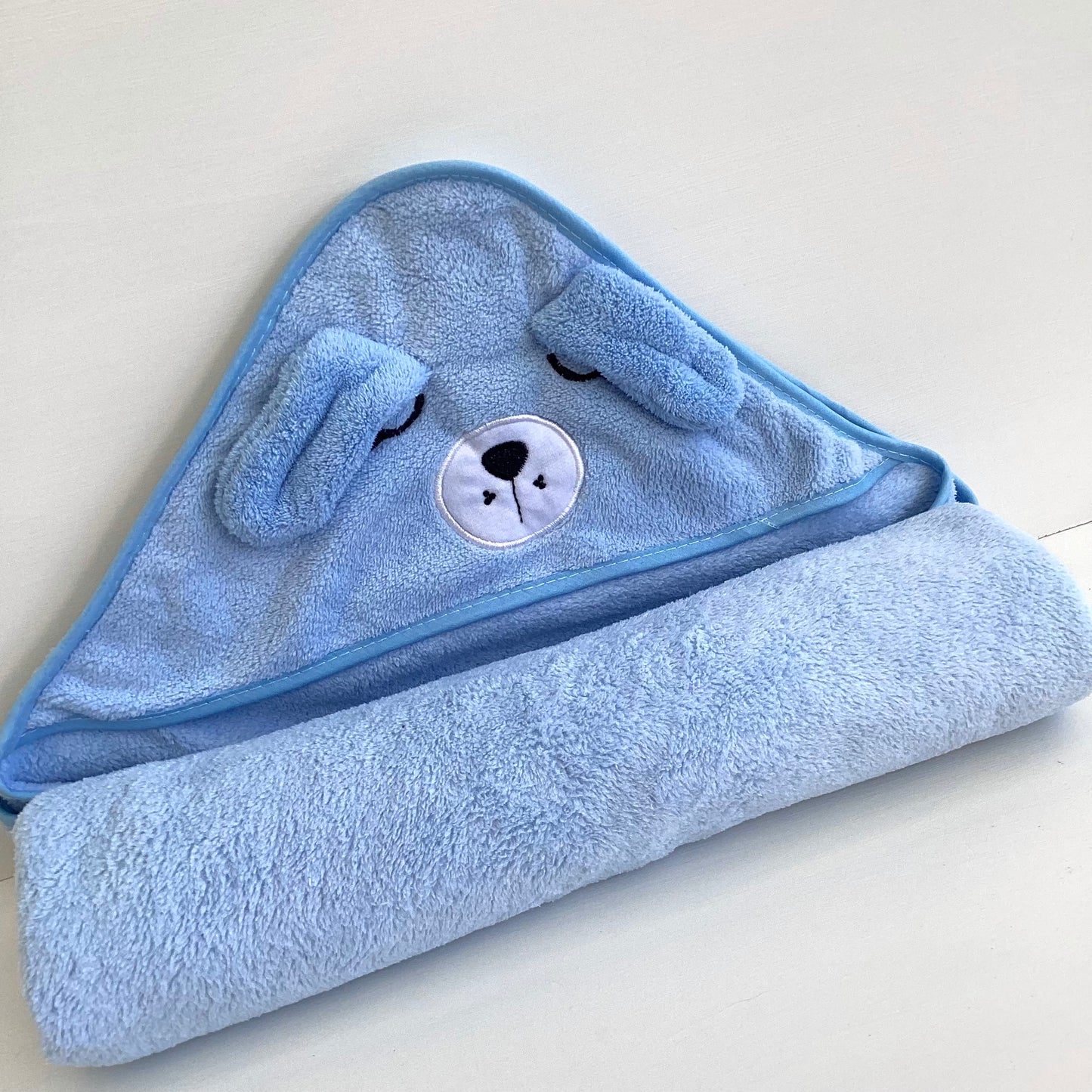 BERNIE- Blue cosy bear bath and bedtime gift box